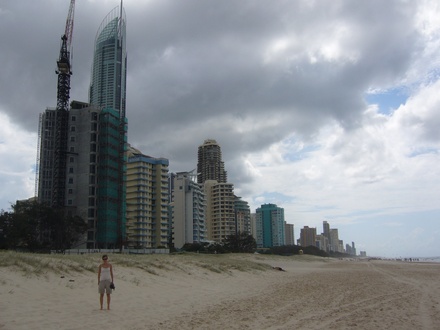  Surfers Paradise
 